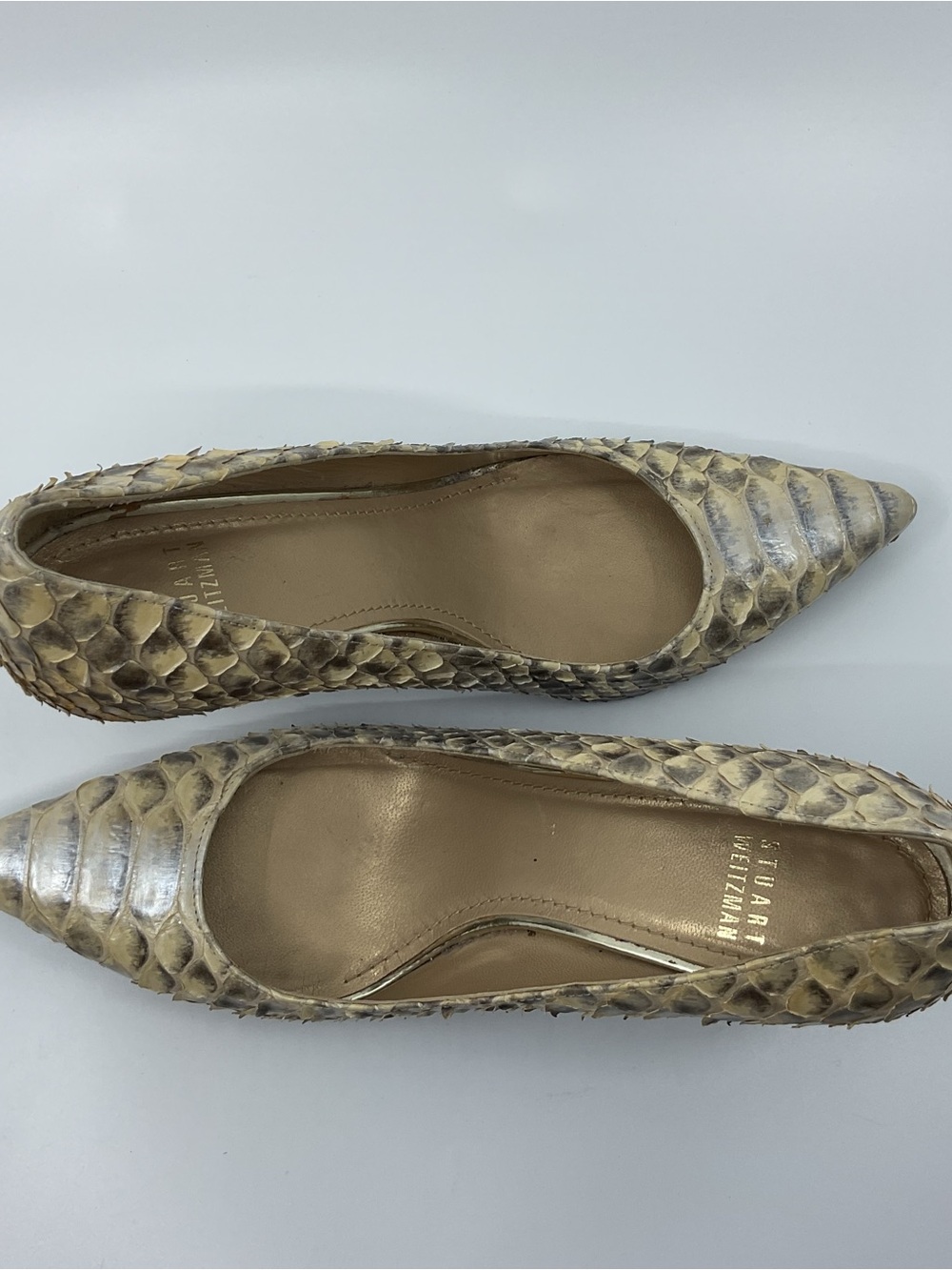 Stuart Weitzman Beige Python-Texture Pointed Toe Heels - Picture 5 of 11